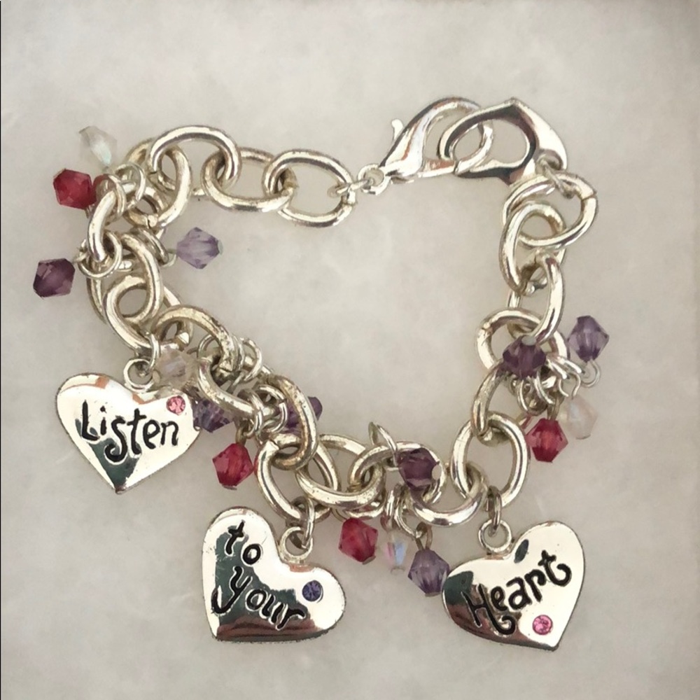 AJMC vintage heart charm clasp bracelet silver EUC